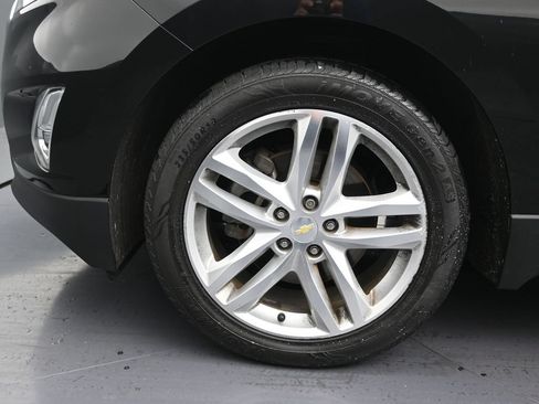 Used 2019 Chevrolet Equinox Premier FWD image 9