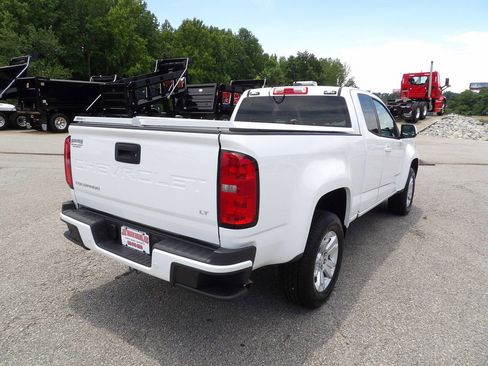 Used 2022 Chevrolet Colorado LT w/ Fleet Safety Package RWD image 7