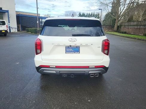 Certified 2025 Hyundai Palisade SEL image 4