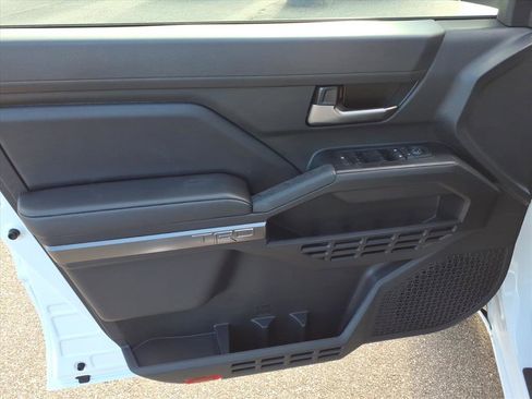 New 2026 Toyota Tacoma TRD Off-Road image 9