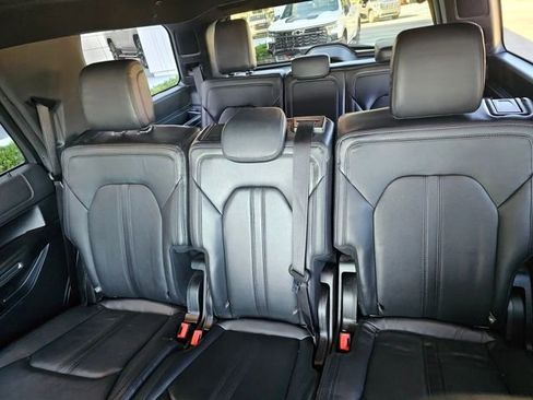 Used 2019 Ford Expedition Limited w/ Equipment Group 302A image 19