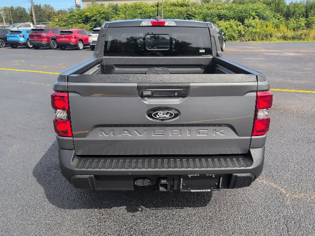 Used 2025 Ford Maverick Lariat w/ Black Appearance Package AWD/4WD image 4