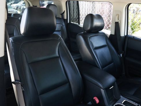 Used 2014 Ford Flex SE FWD image 25