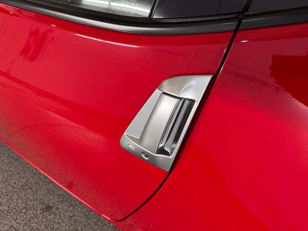Used 2011 Nissan 370Z Touring w/ Sport Pkg RWD image 19
