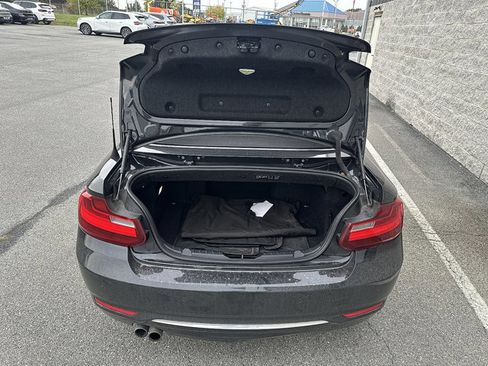 Used 2016 BMW 228i xDrive Convertible image 9