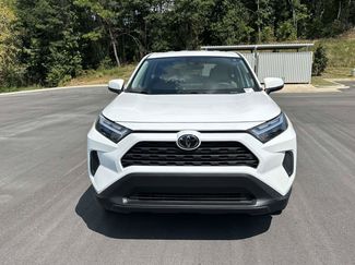 Used 2025 Toyota RAV4 LE FWD video 2