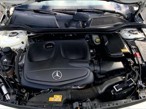 Used 2016 Mercedes-Benz CLA 250 image 24