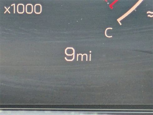 New 2025 GMC Yukon XL Denali w/ Sun & Power Step Package image 37