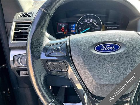 Used 2018 Ford Explorer XLT w/ Equipment Group 202A AWD/4WD image 16