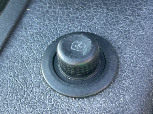 Used 2014 Ford F150 XLT w/ Equipment Group 302A Luxury image 17