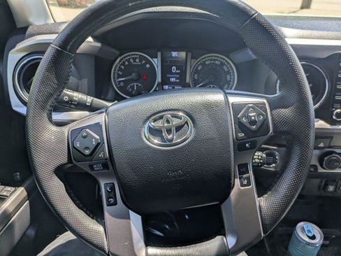 Certified 2023 Toyota Tacoma SR5 AWD/4WD image 24
