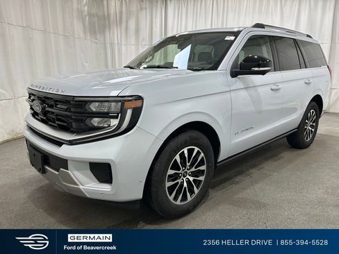 Used 2025 Ford Expedition Platinum image 4