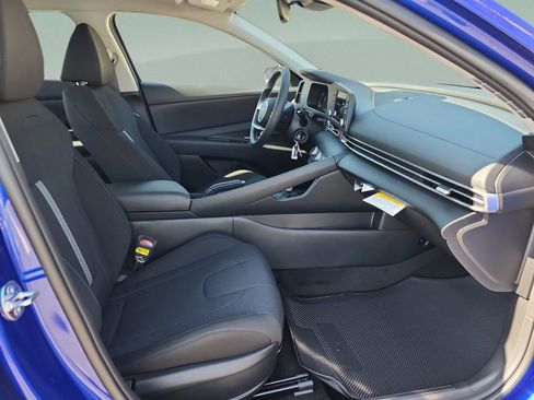 New 2026 Hyundai Elantra SE image 19