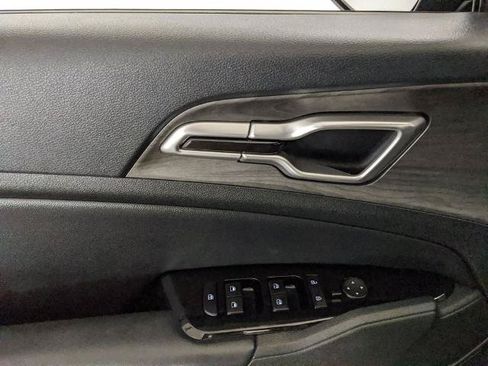 Used 2023 Kia Sportage X-Line AWD/4WD image 14