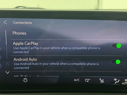 Used 2025 Buick Envision Sport Touring image 22