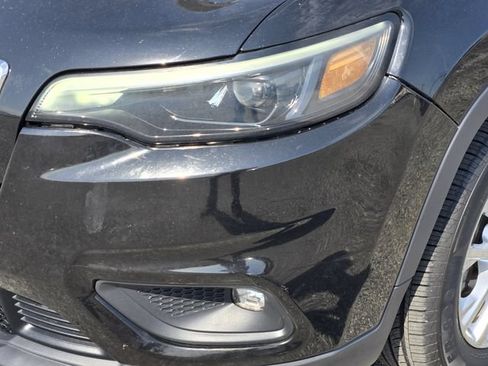 Used 2019 Jeep Cherokee Latitude w/ Popular Appearance Group FWD image 8