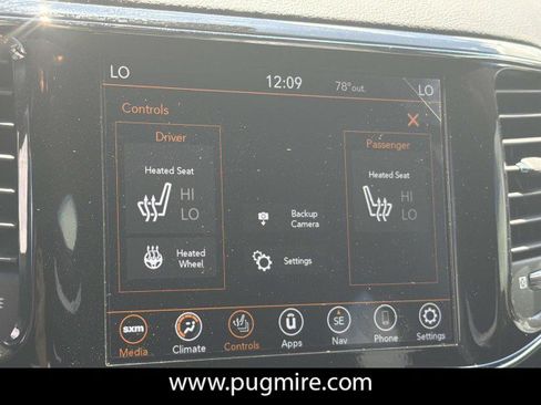 Used 2022 Jeep Grand Cherokee Laredo X RWD image 34