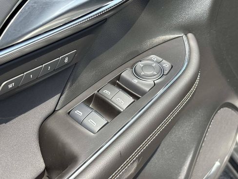 Used 2025 Buick Envision Sport Touring AWD/4WD image 14