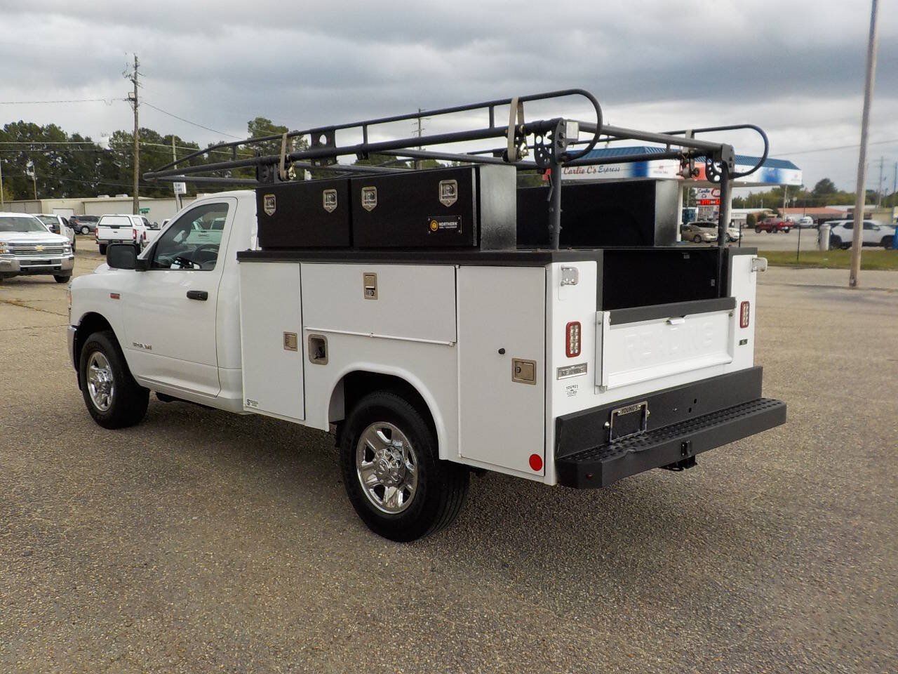 Used 2022 RAM 2500 Tradesman RWD image 3