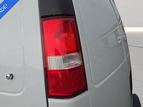 Used 2012 Chevrolet Express 2500 RWD image 30