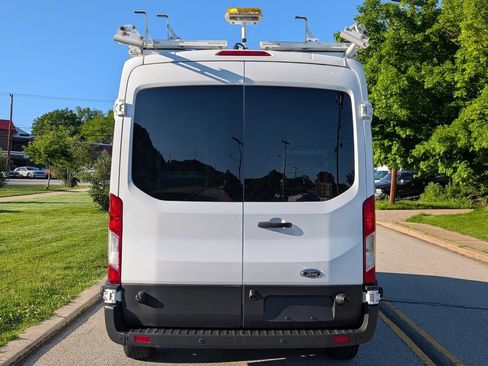 Used 2017 Ford Transit 250 148 Medium Roof w/ Exterior Upgrade Package RWD image 5