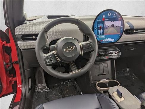 Certified 2025 MINI Cooper S image 16