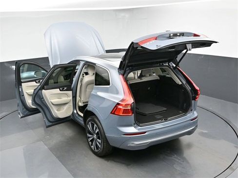 Used 2022 Volvo XC60 B6 Inscription w/ Advanced Package image 55
