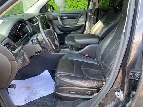 Used 2016 Chevrolet Traverse LT AWD/4WD image 9