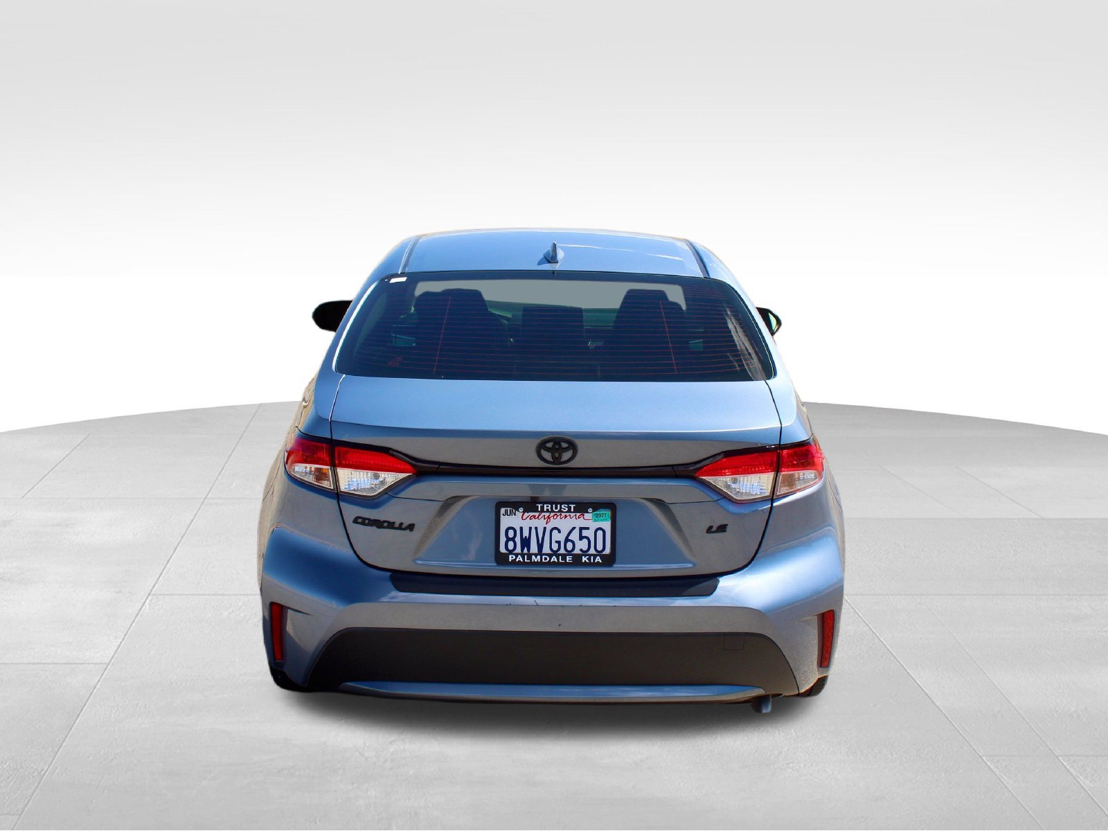 Used 2021 Toyota Corolla LE w/ Carpet Mat Package (TMS) FWD image 12