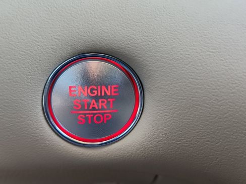 Certified 2025 Acura TLX w/ Technology Package image 29