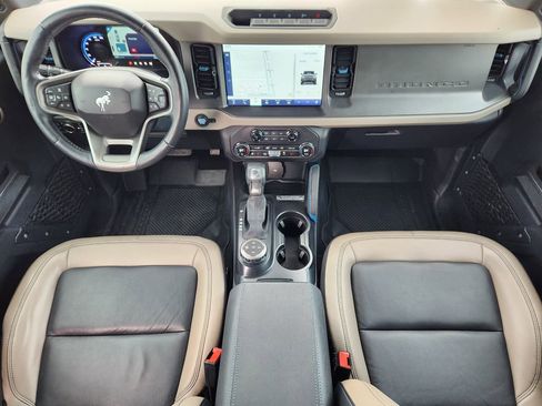 Used 2024 Ford Bronco Wildtrak AWD/4WD image 28