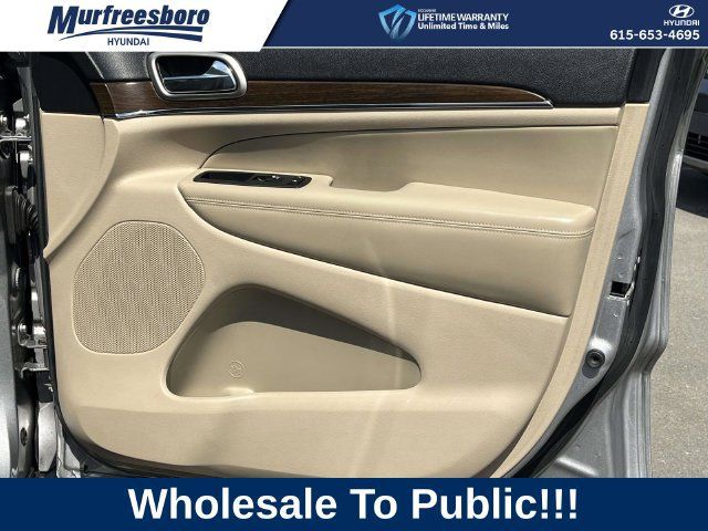 Used 2015 Jeep Grand Cherokee Limited w/ Luxury Group II RWD image 28
