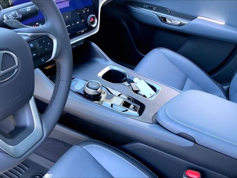 New 2026 Lexus RZ 450e AWD image 7