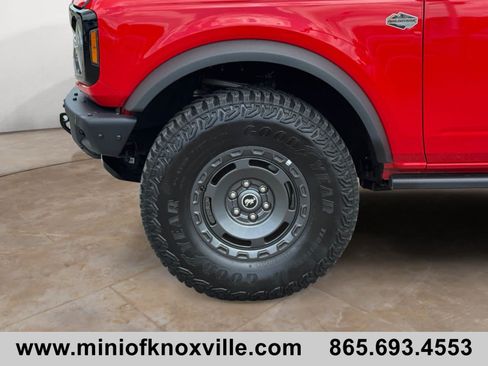Used 2024 Ford Bronco Wildtrak AWD/4WD image 9