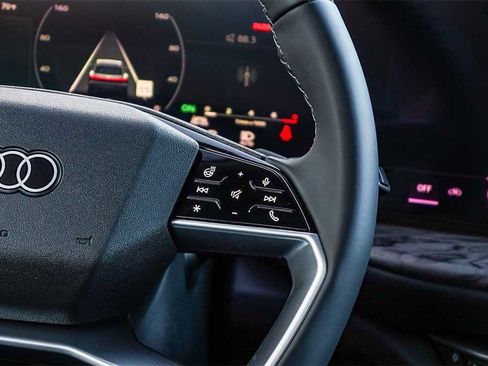 New 2025 Audi Q5 Premium Plus image 17