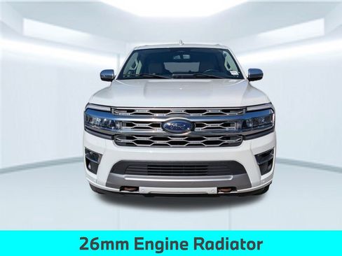 Used 2023 Ford Expedition Platinum image 12