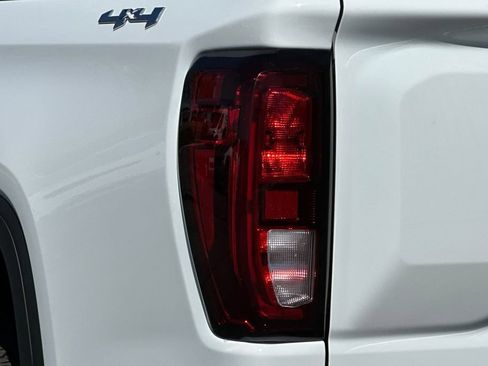 New 2026 GMC Sierra 1500 Elevation w/ Preferred Package AWD/4WD image 24