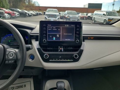 Used 2020 Toyota Corolla LE image 11