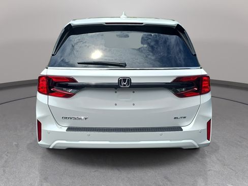 Used 2025 Honda Odyssey Elite image 6