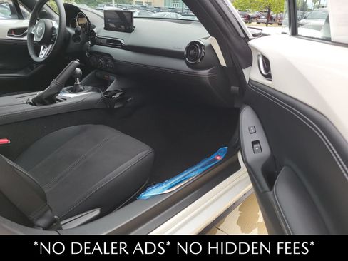 New 2026 MAZDA MX-5 Miata Club w/ Interior Package RWD image 6