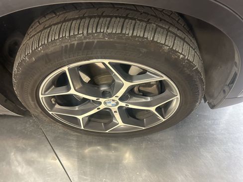 Used 2017 BMW X1 xDrive28i image 5