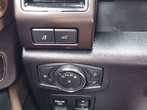 Used 2021 Ford Expedition Max King Ranch image 24