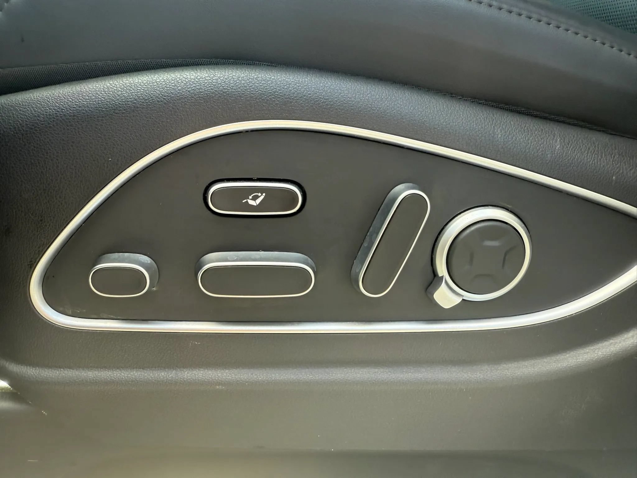 Used 2026 Hyundai Palisade Calligraphy AWD/4WD image 22