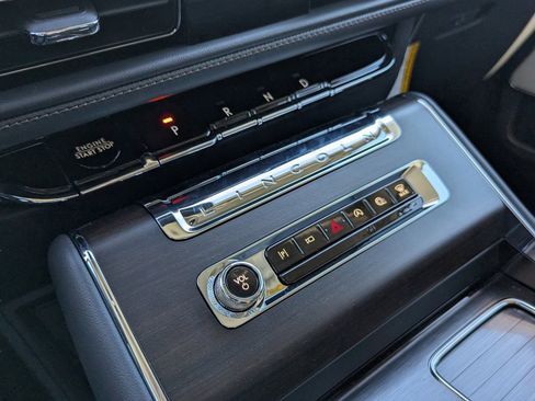 New 2025 Lincoln Aviator Reserve w/ Equipment Group 201A image 12