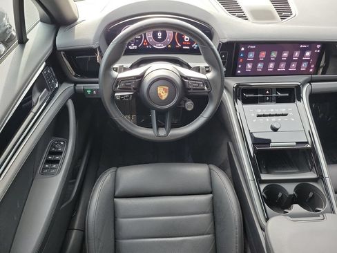 Certified 2024 Porsche Panamera 4 AWD/4WD image 21