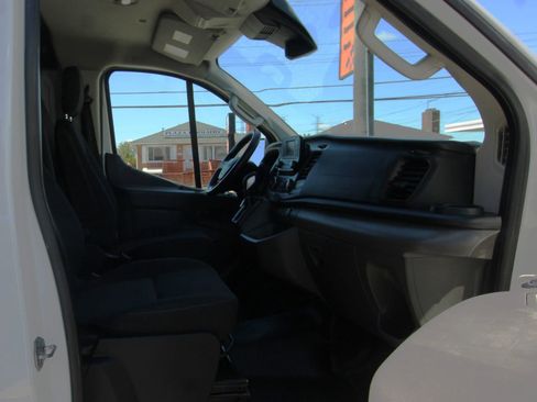 Used 2020 Ford Transit 250 Low Roof RWD image 10