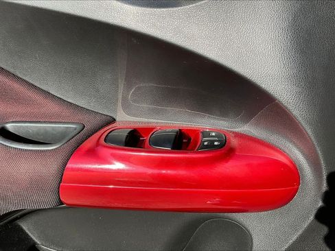 Used 2012 Nissan Juke SL FWD image 34