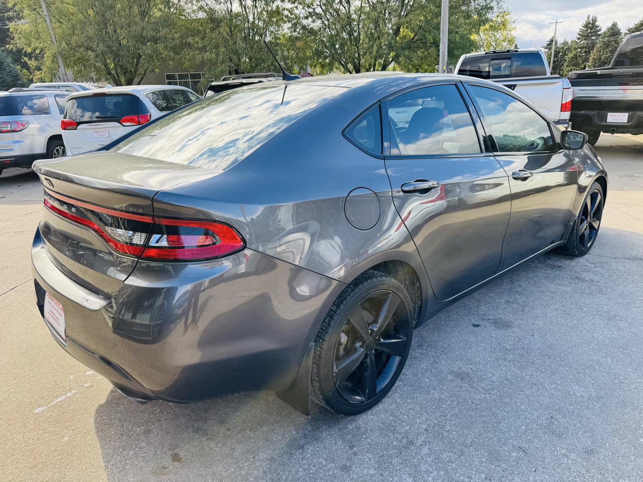 Used 2015 Dodge Dart SXT FWD image 3