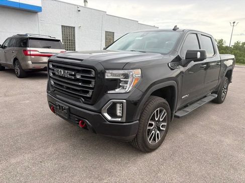Used 2020 GMC Sierra 1500 AT4 w/ AT4 Premium Package AWD/4WD image 3