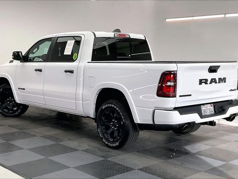 Used 2025 RAM 1500 Big Horn AWD/4WD image 10